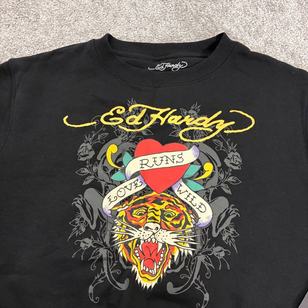 Ed Hardy Cropped Sweatshirt Womens Medium Y2K Tiger Heart Streetwear Black NWT
